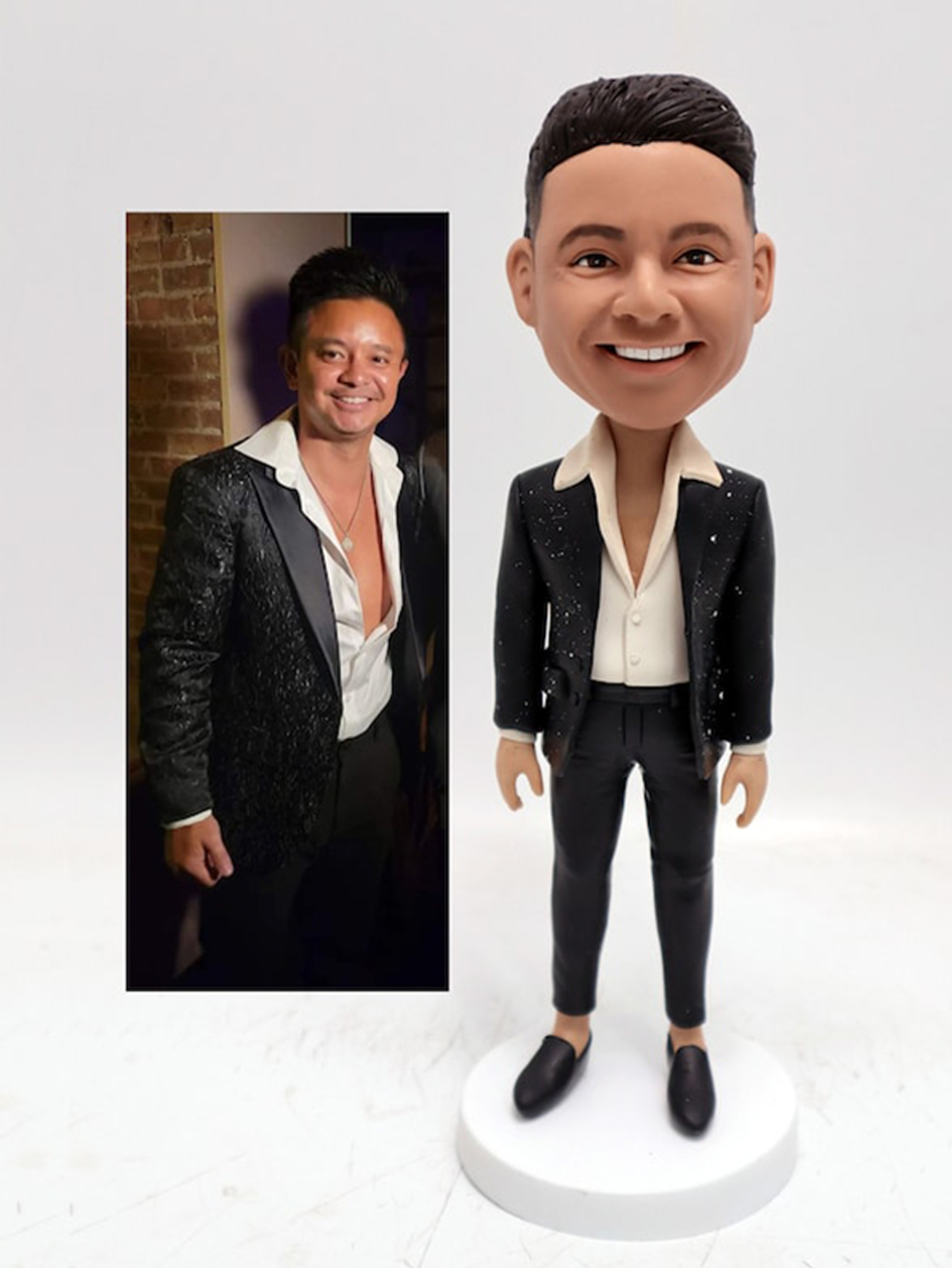 Custom Men's Bobblehead Doll: A Personalized Romantic Gift